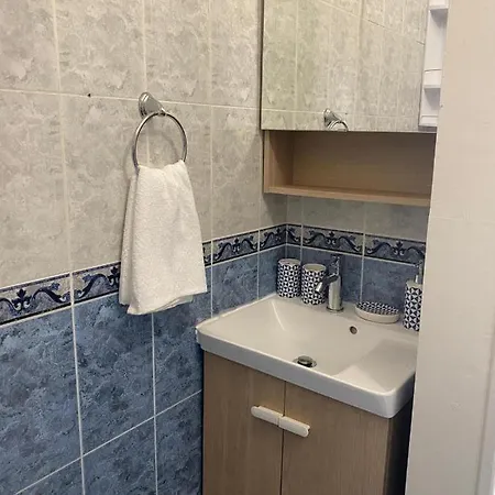 아파트 Beato Typical House *